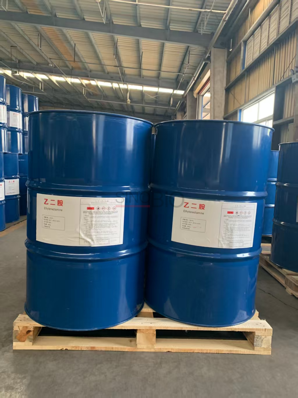 ethylenediamine (EDA)