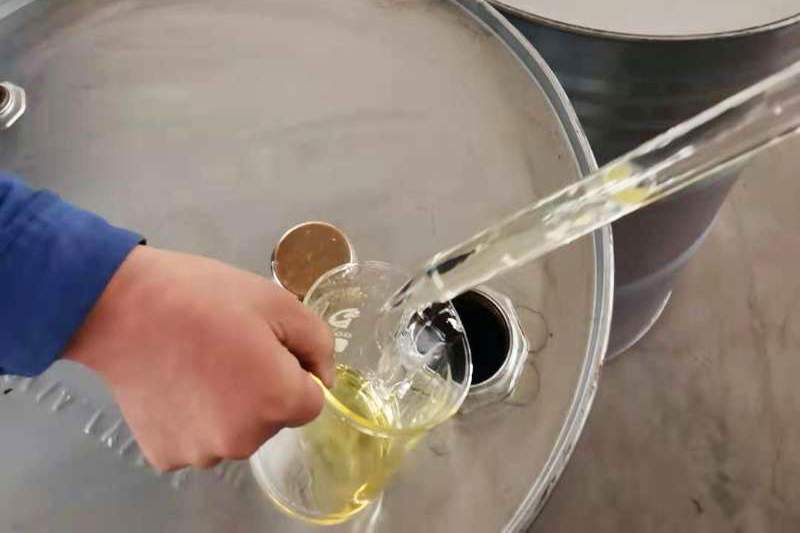 Seberapa Rendah Kotoran Mekanis Trixylenyl Phosphate Meningkatkan Ketahanan Api pada Material