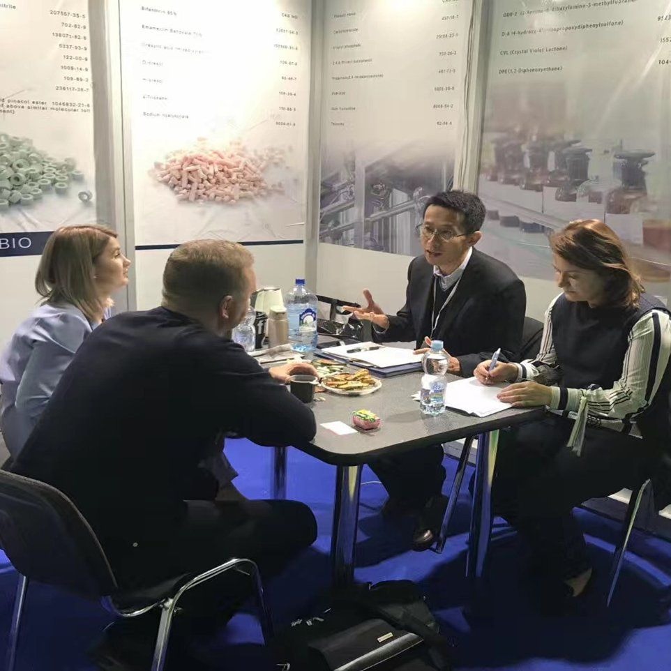 Salicylamide Powder CAS 65-45-2 99% untuk Aditif Karet Analgesik Antipiretik